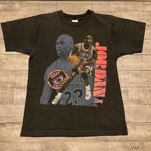 Vintage 90s Chicago Bulls Michael Jordan T-Shirt SALEM SPORTSWEAR Size Medium